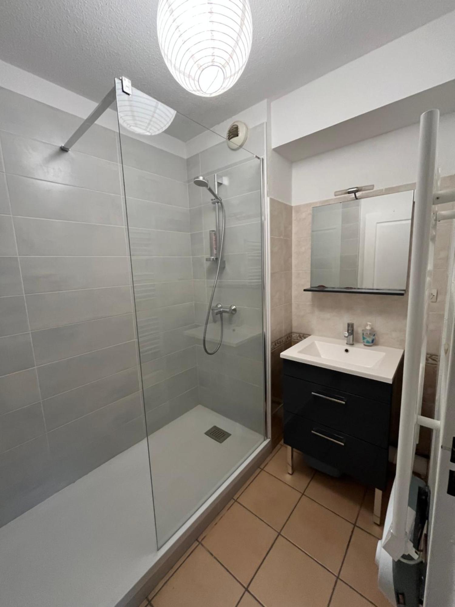 Ferienwohnung Beaux Arts T3 Duplex, Renove Lumineux + Garage Montpellier Exterior foto